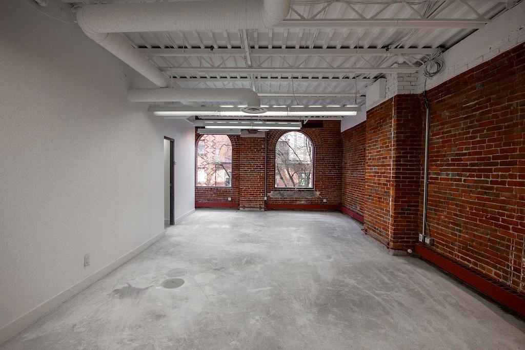 320 - 321 Water Street, Vancouver, BC