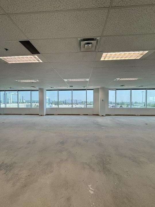 401 - 1111 International Boulevard, Burlington, ON