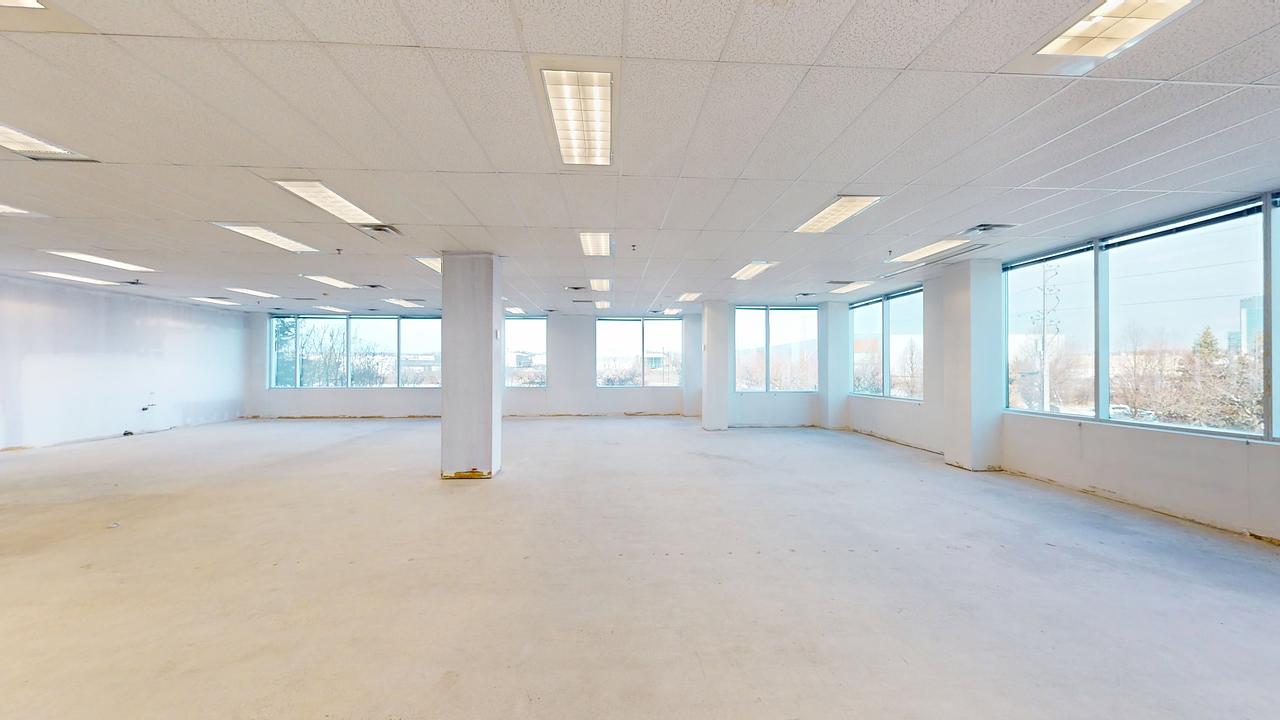200 - 602-1122 International Boulevard, Burlington, ON
