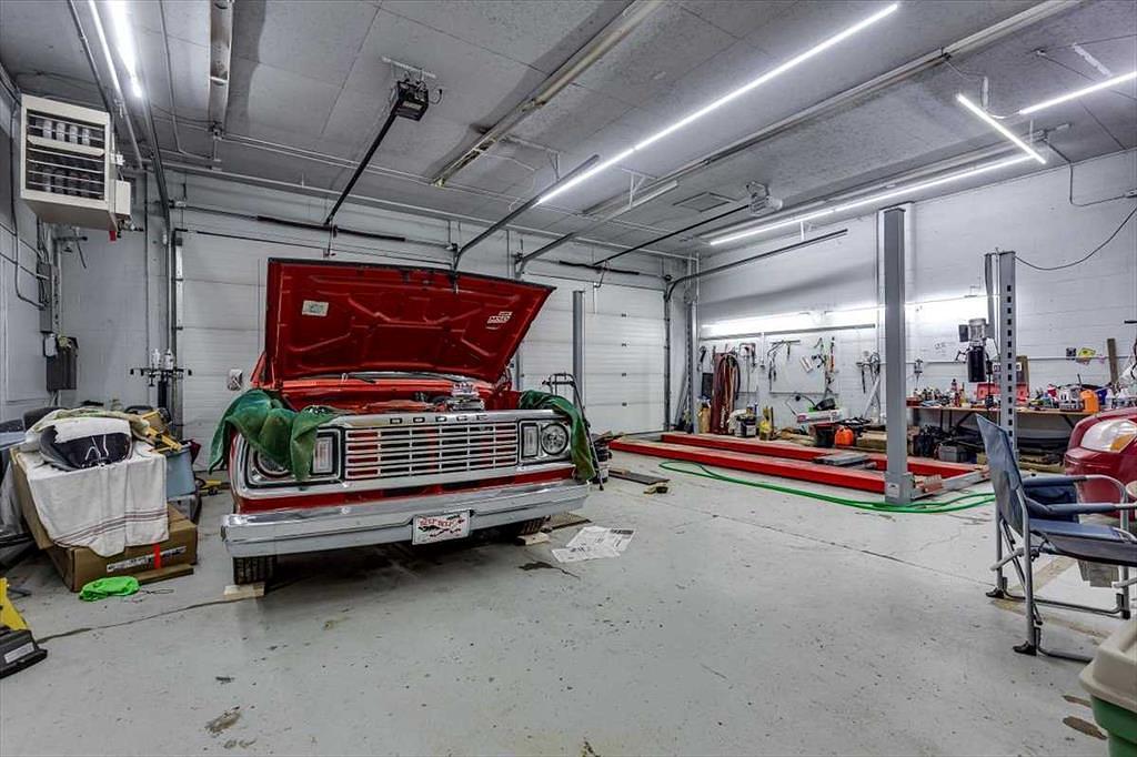 4831 Main Street, Alix, AB