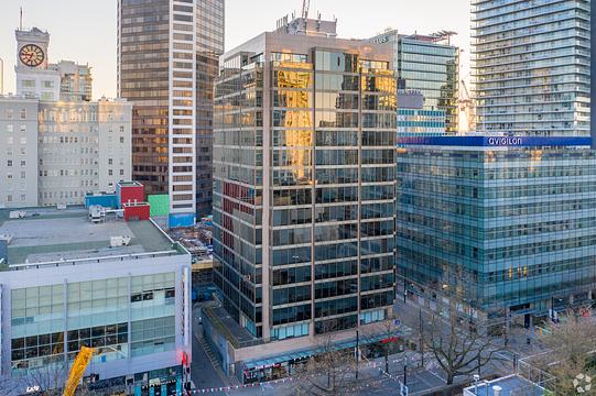 605 Robson St, Vancouver, BC
