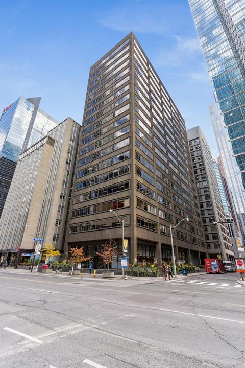 700 - 155 University Avenue, Toronto, ON