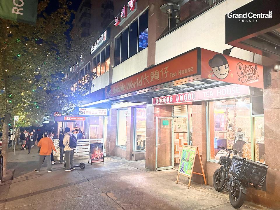 1325 Robson Street, Vancouver, BC