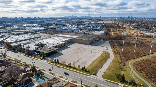 1120 Birchmount Road, Toronto, ON