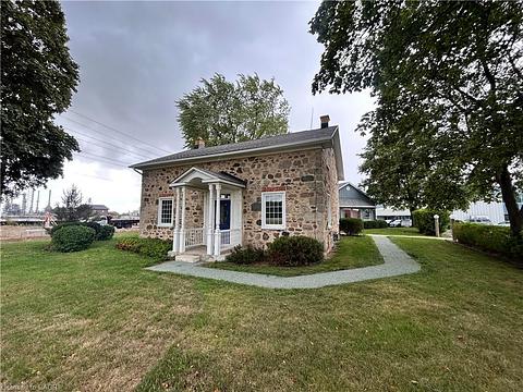 250 Woolwich St S, Breslau, ON