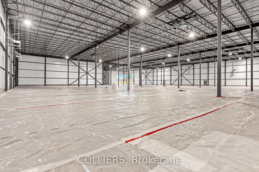 130 Warehouse Street, Russell, ON