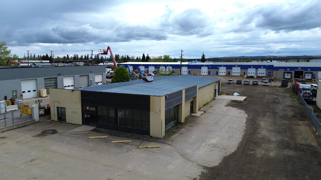7895 50 Avenue, Red Deer, AB