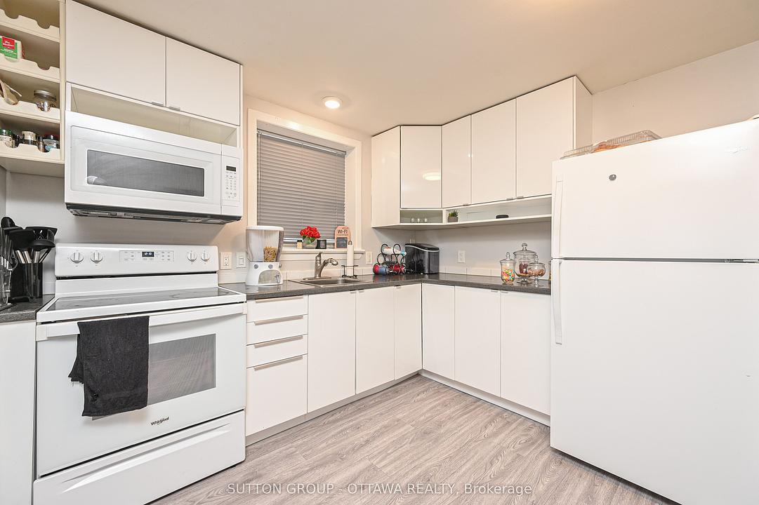 156 Dagmar Avenue, Ottawa, ON