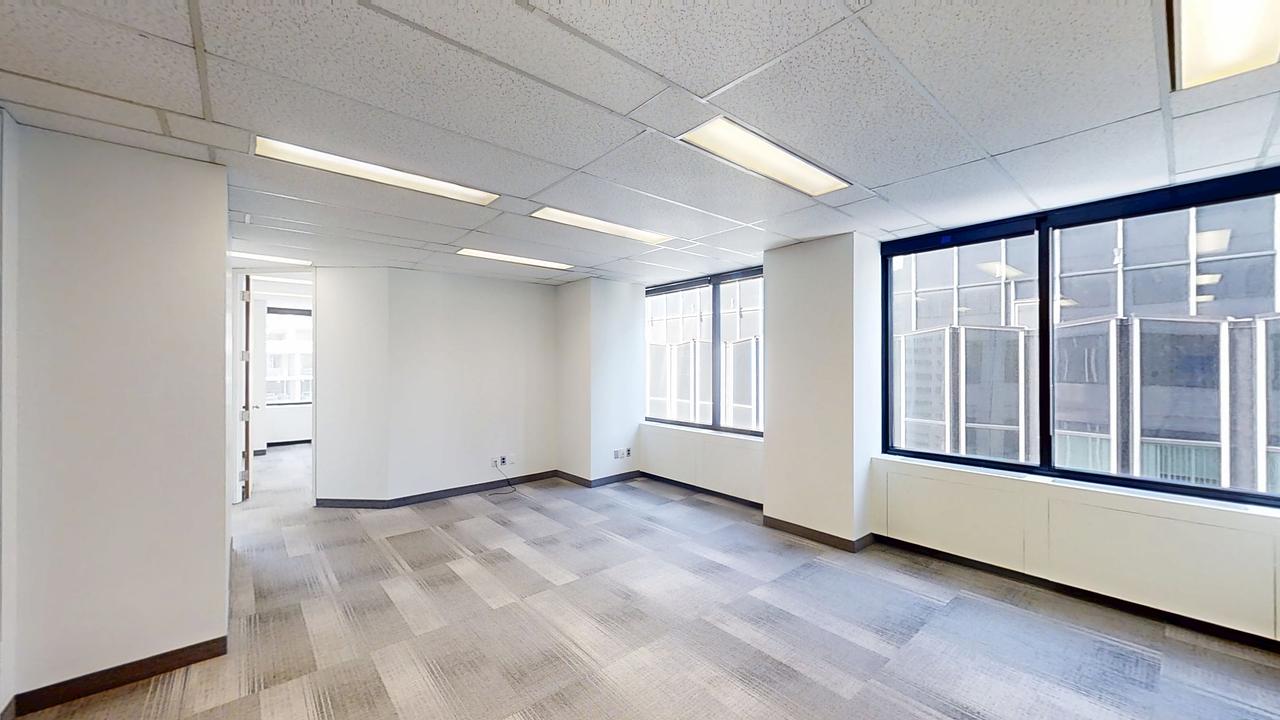 1506 - 180 Dundas Street West, Toronto, ON