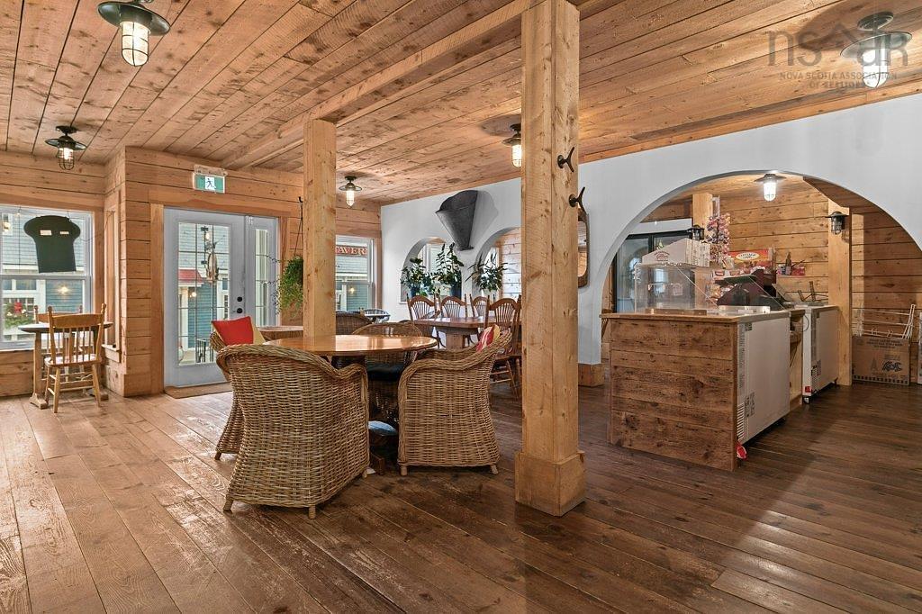 43 Queen Street, Chester, NS