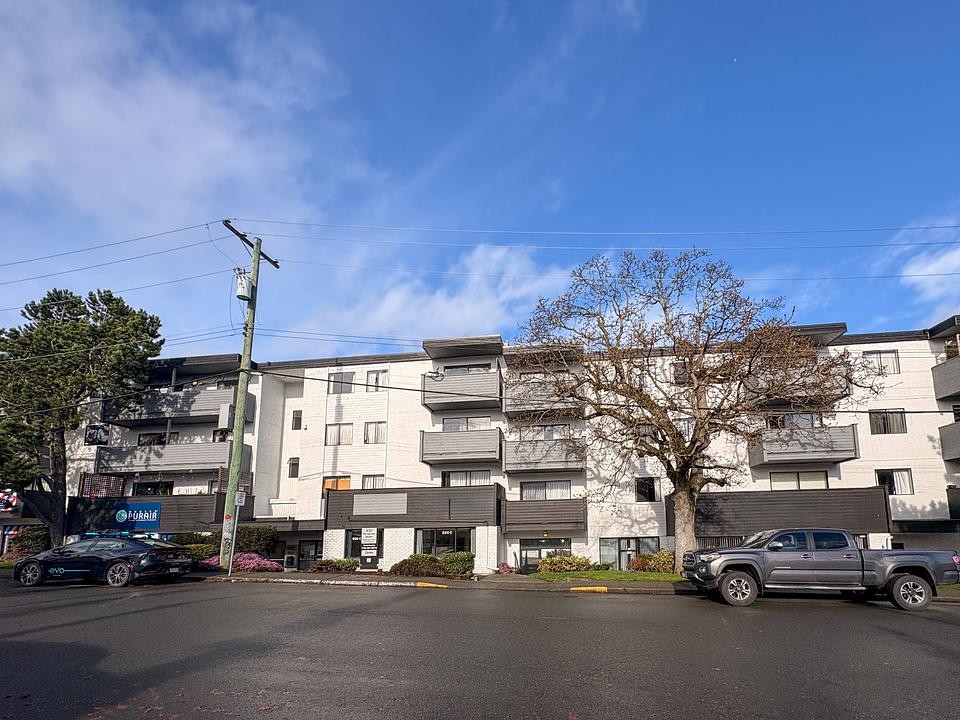 D - 830 Pembroke St, Victoria, BC