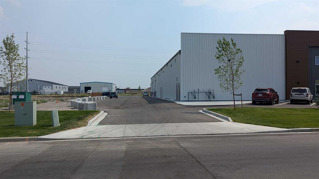 3233 30 Avenue North, Lethbridge, AB
