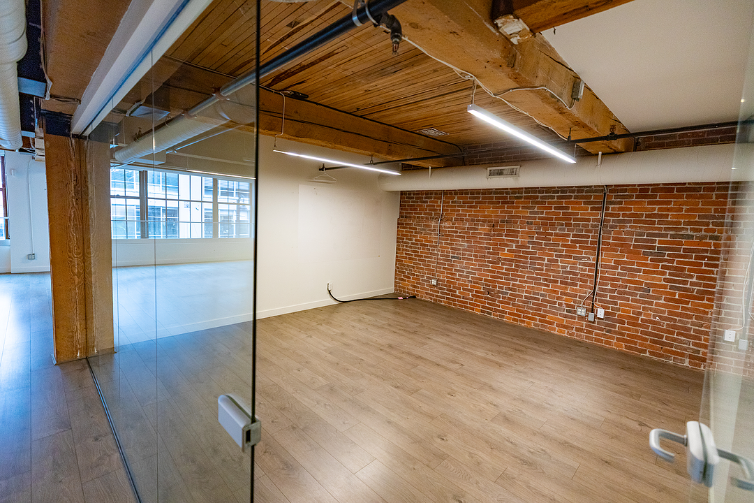 302 - 1040 Hamilton St, Vancouver, BC