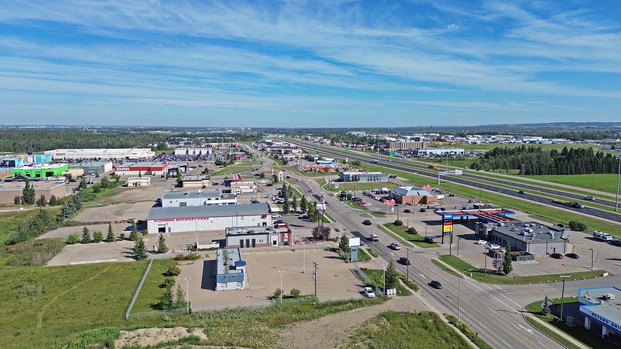 1 - 136 Leva Avenue, Red Deer County, AB