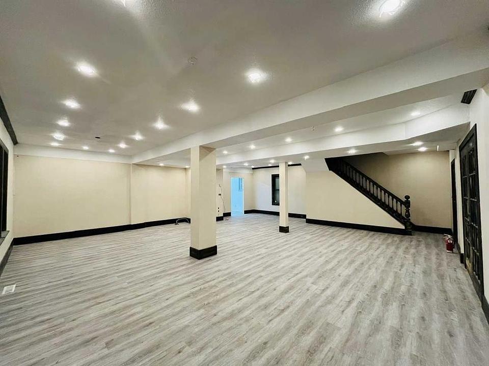 109 14 Street Northwest, Calgary, AB