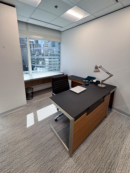 909 - 510 Burrard Street, Vancouver, BC