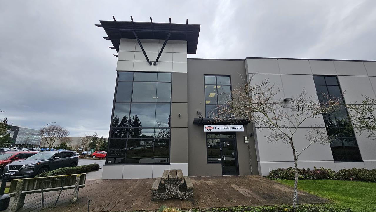 225 - 19055 34A Ave, Surrey, BC