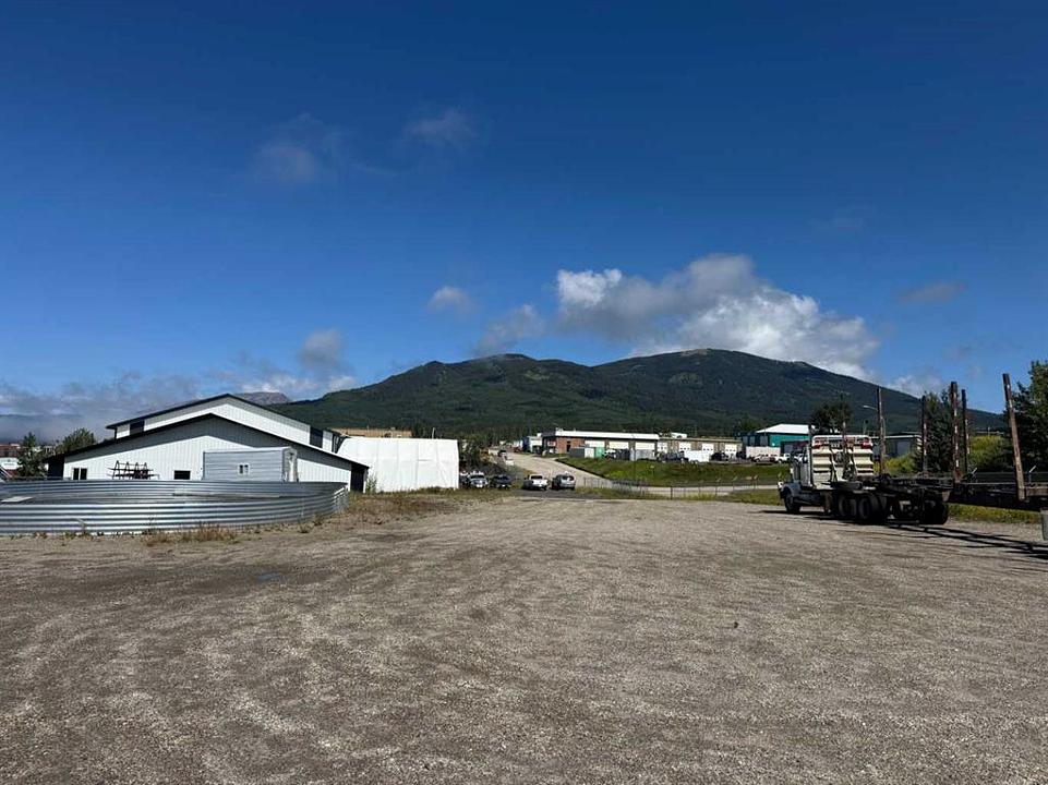 9802 98 Street, Grande Cache, AB