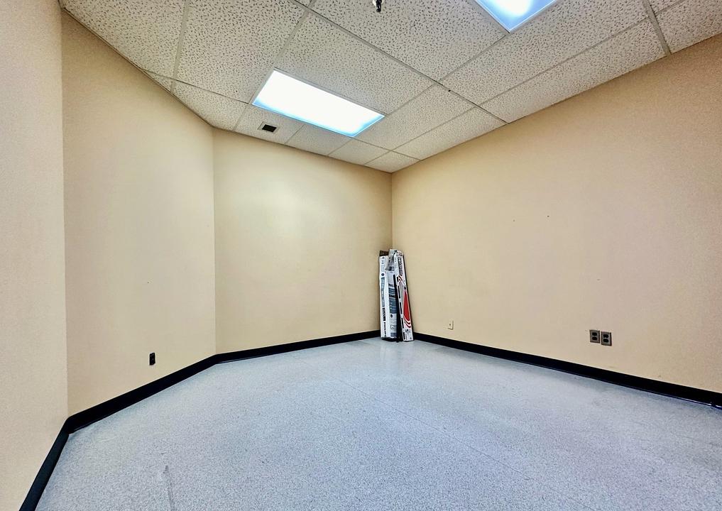 200 - 131 Provencher Boulevard, Winnipeg, MB