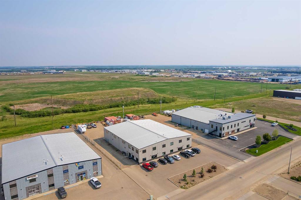7156 56 Street, Lloydminster, AB