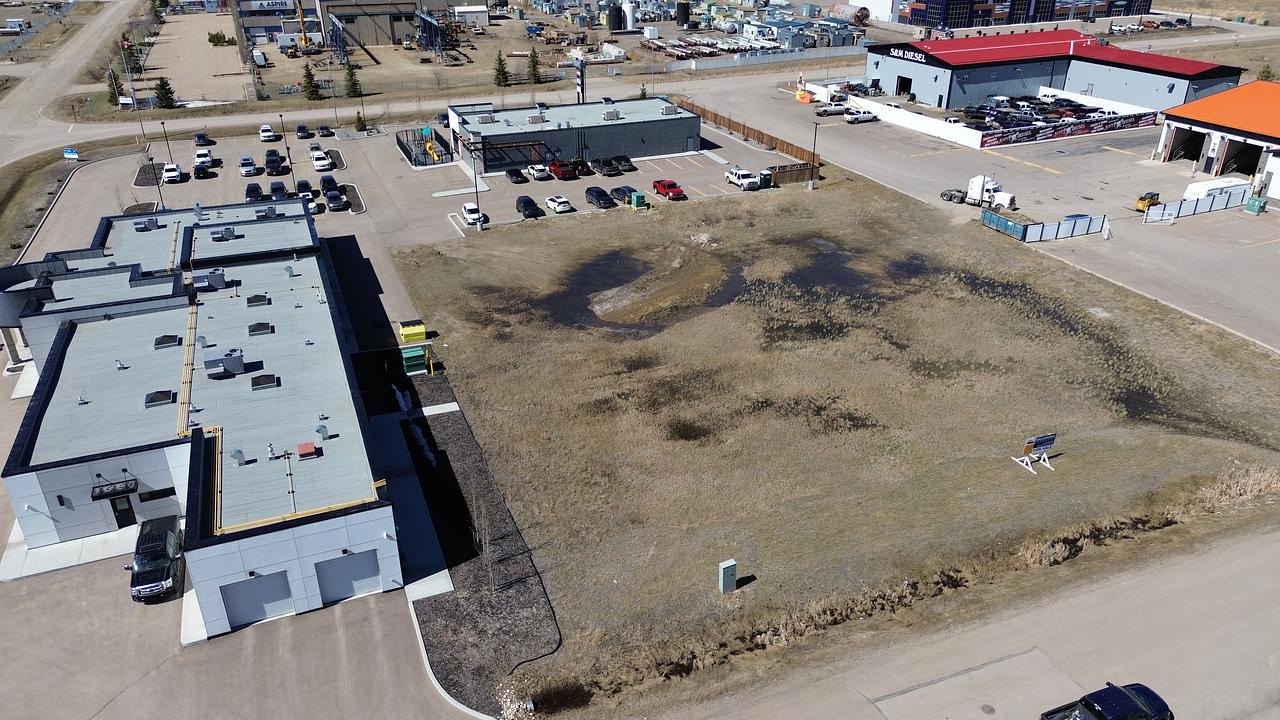 Mckenzie Crescent, Red Deer County, AB