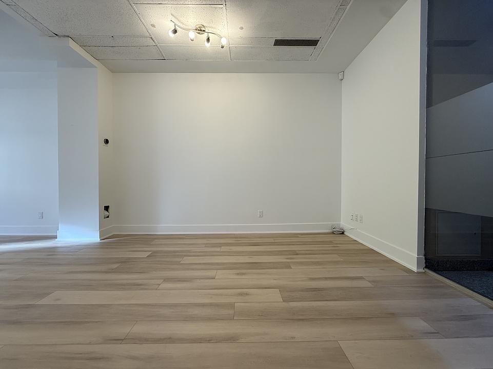 1080 Mainland Street, Vancouver, BC