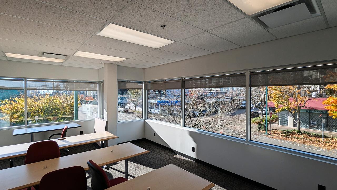 202 - 15261 Russell Avenue, White Rock, BC