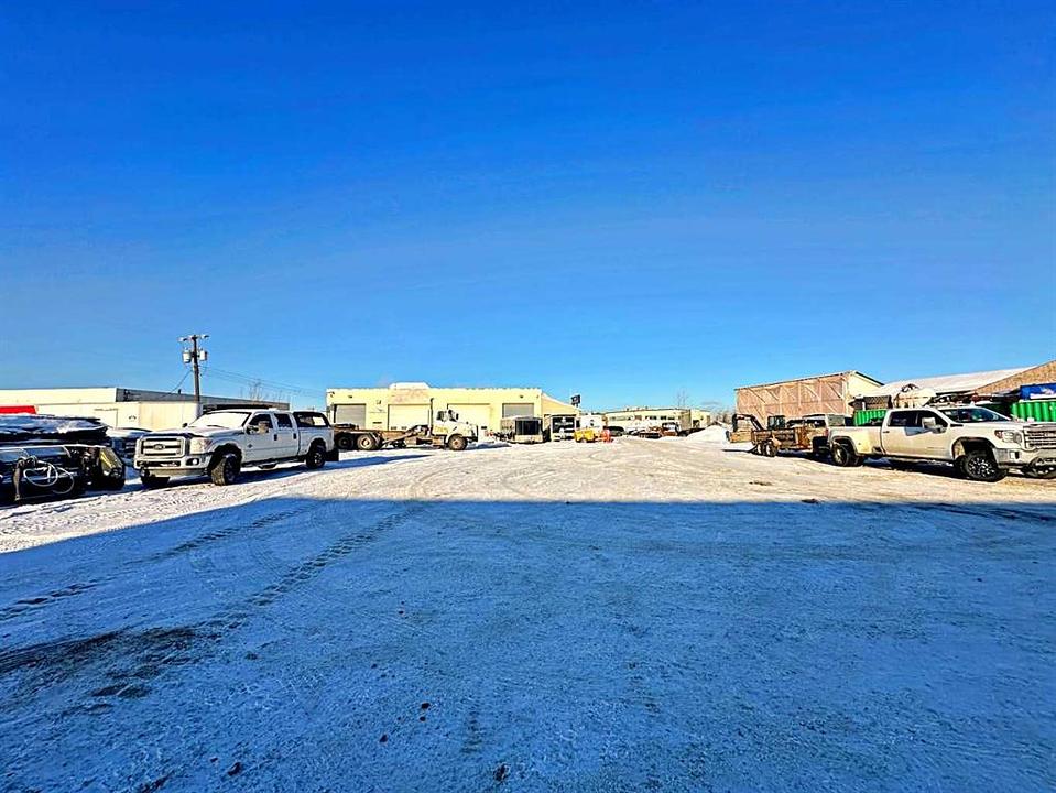 145 Macdonald Crescent, Fort McMurray, AB