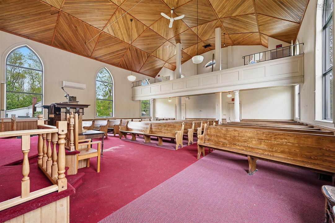 7800 Highway 14, Newport, NS