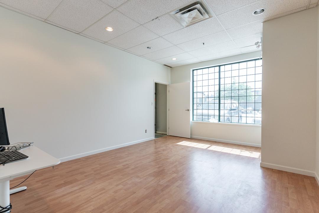 704 - 2071 Kingsway Avenue, Port Coquitlam, BC