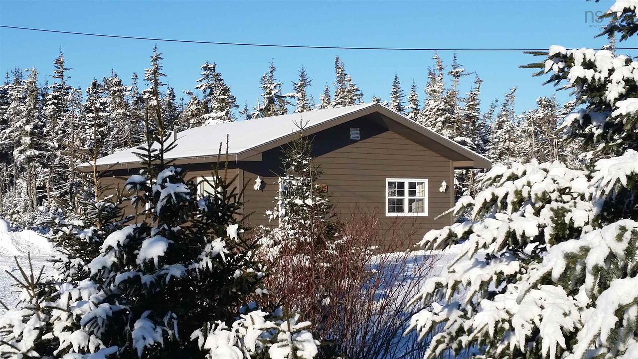 150 New Harbour Road, Larrys River, NS