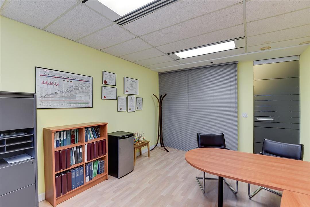 502 - 938 Howe Street, Vancouver, BC