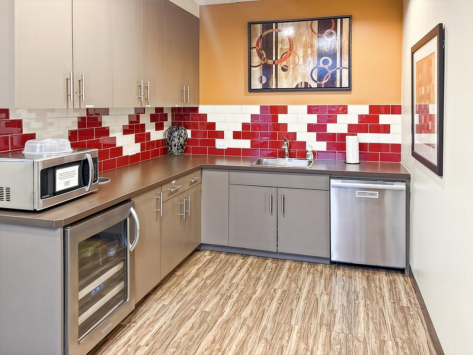 600 Crowfoot Crescent Northwest, Calgary, AB