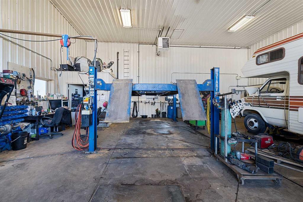 81 Barstow Street, Carseland, AB