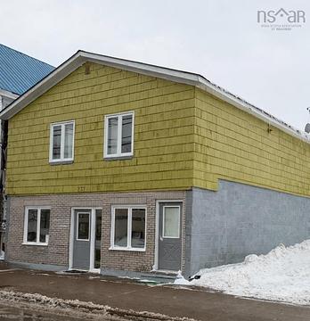 237 Main Street, Parrsboro, NS