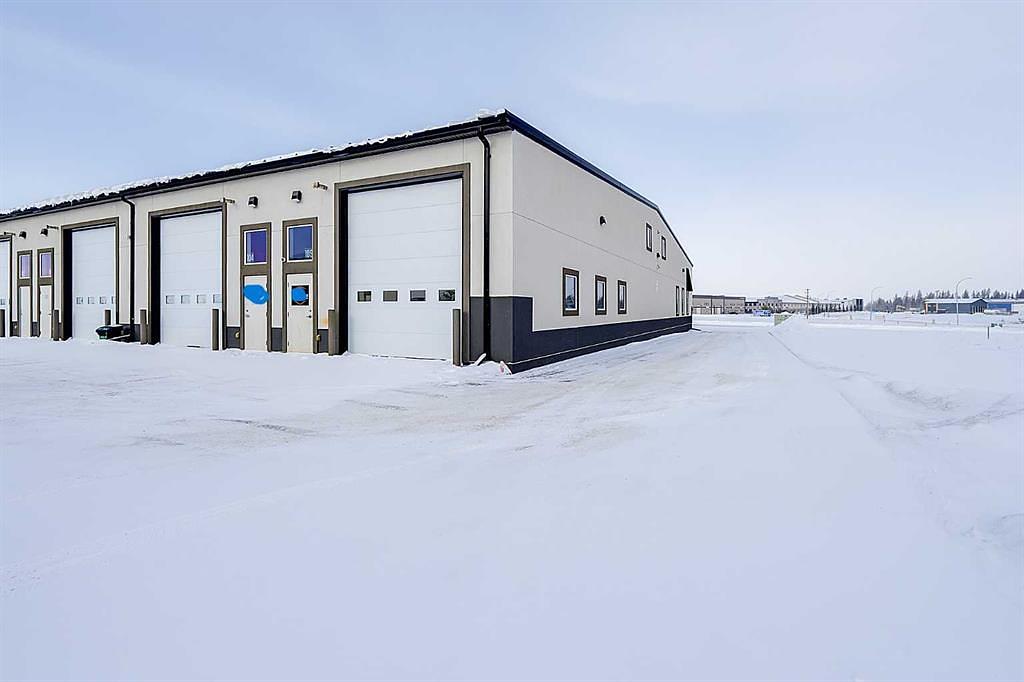 303a Larch Close, Red Deer, AB