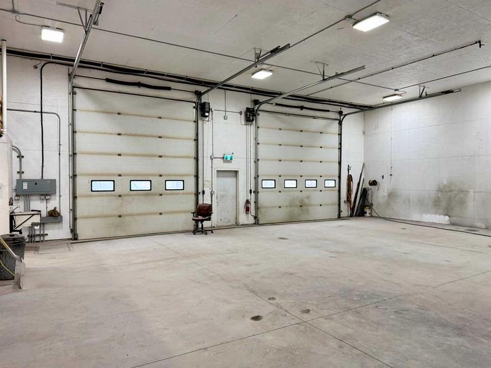 913 13 Avenue, Coaldale, AB
