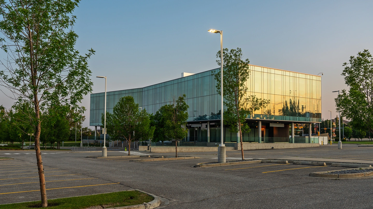 110 - 5010 Richard Road Southwest, Calgary, AB
