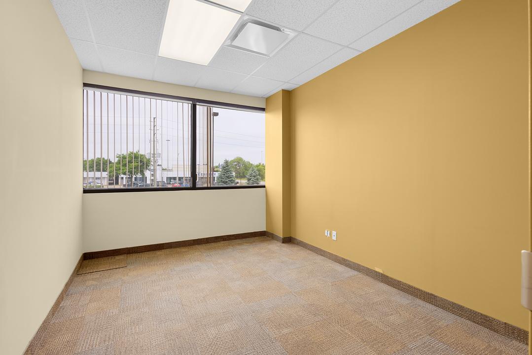 209-210 - 710 Dorval Drive, Oakville, ON