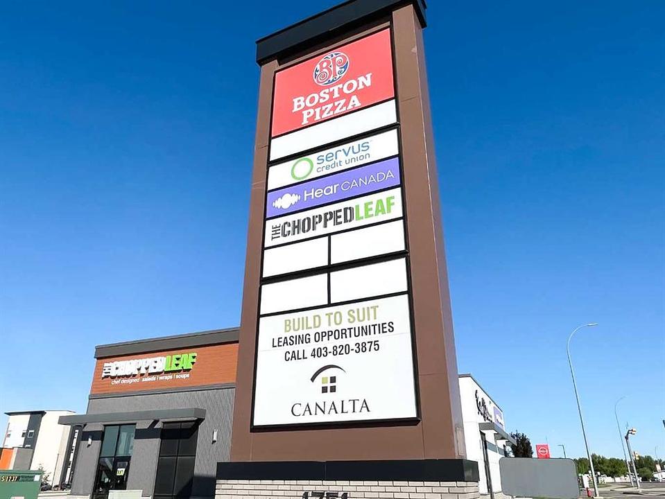 101 - 1751 Strachan Road Southeast, Medicine Hat, AB