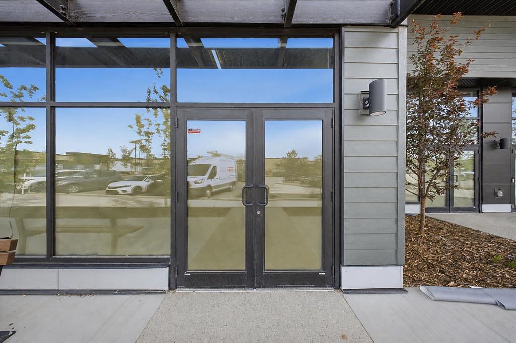 220 - 40 Belmont Drive Southwest, Calgary, AB