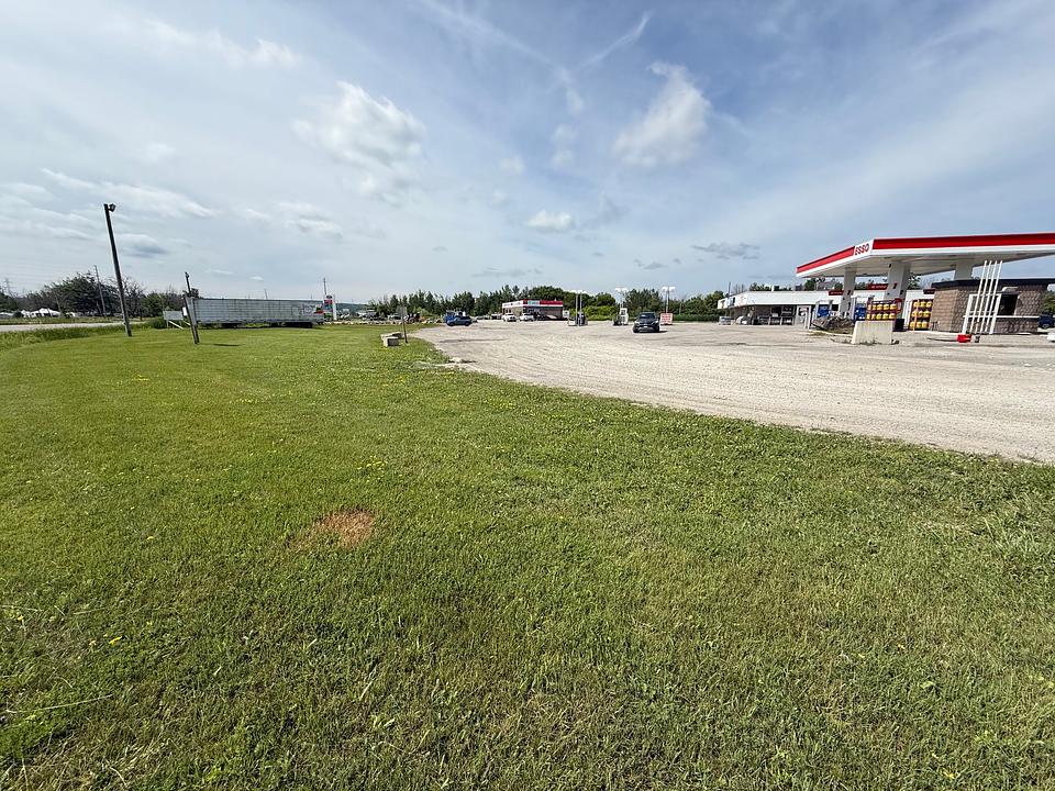 21 Quarry Road, Waubaushene, ON