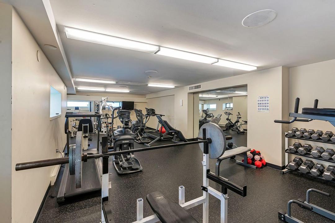100 - 1312 Blanshard Street, Victoria, BC