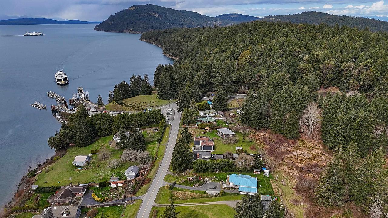 492 Dalton Drive, Mayne Island, BC