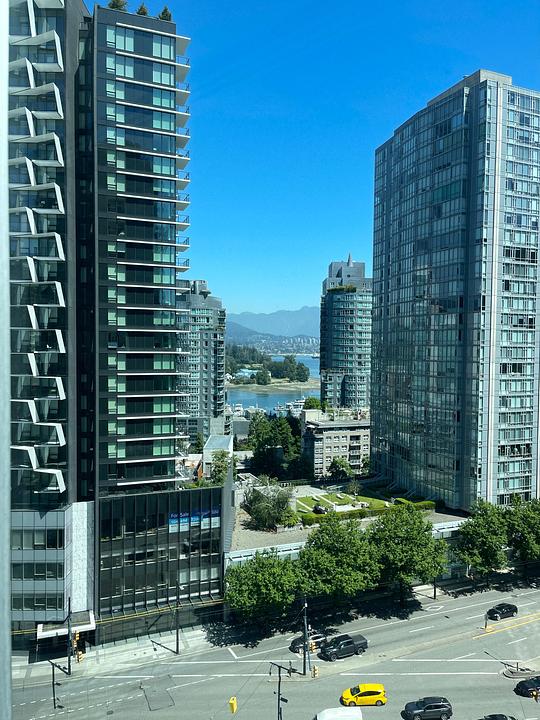 1070 - 1500 West Georgia Street, Vancouver, BC