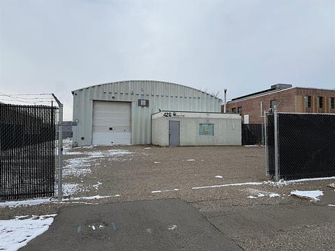 426 10 Street North, Lethbridge, AB