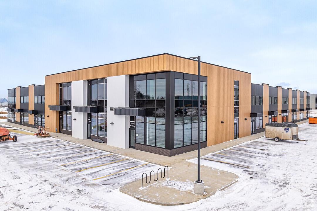101 - 2943 50 Avenue Northwest, Edmonton, AB
