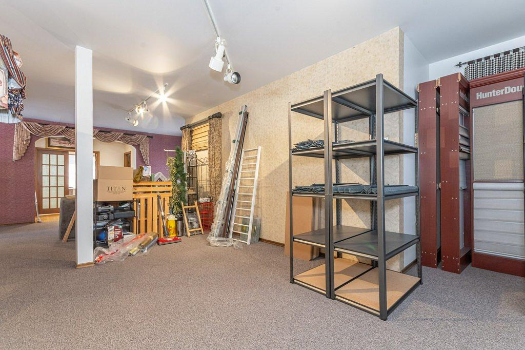 5001 51 Avenue, Wetaskiwin, AB