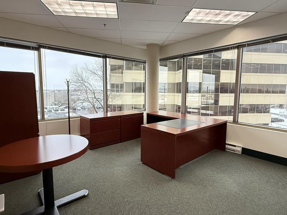 300 - 1570 Rue Ampère, Boucherville, QC