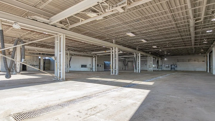 1 - 1075 Clark Boulevard, Brampton, ON